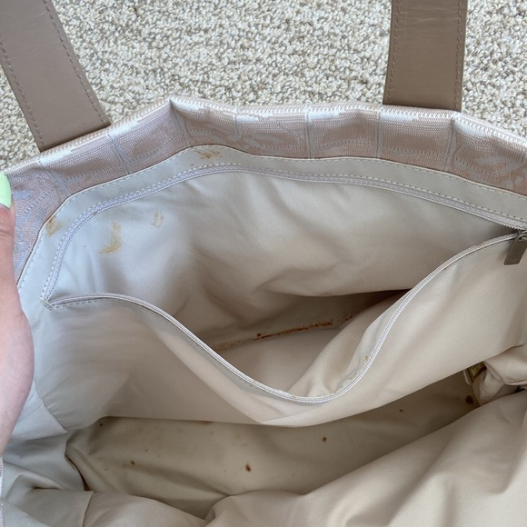 Chanel Beige Travel Line Tote - Picture 9 of 12